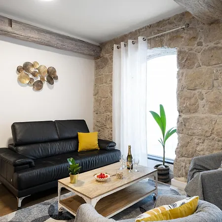 Maison Cozy Au Port De Vieux-nice * نيس