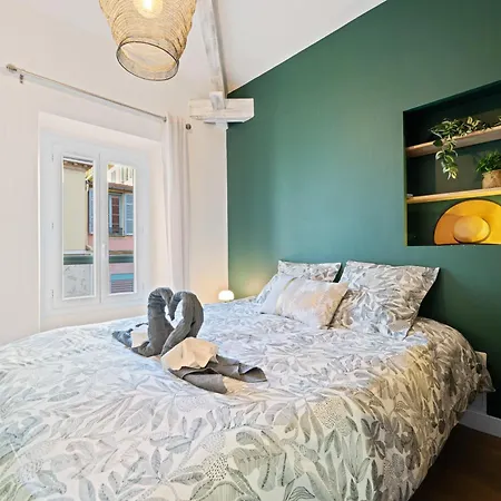 Maison Cozy Au Port De Vieux-nice Apartmán
