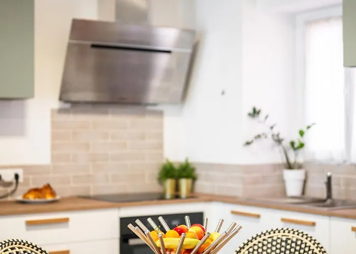 Maison Cozy Au Port De Vieux-nice * Nizza