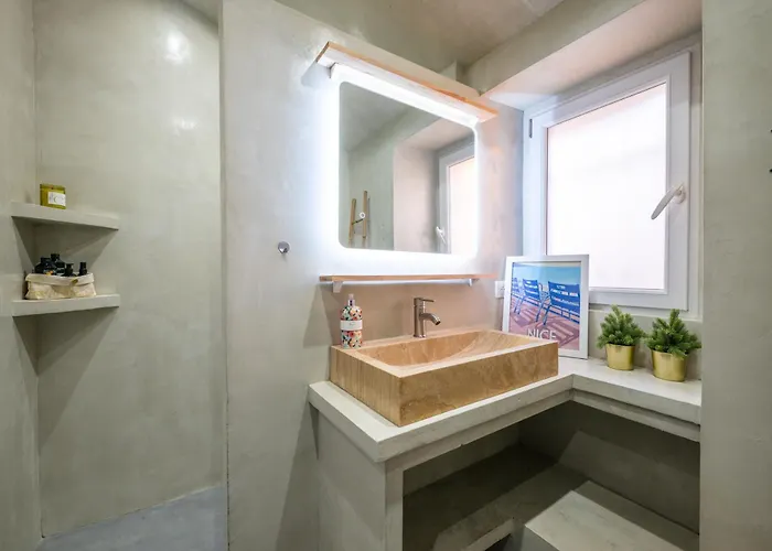 Maison Cozy Au Port De Vieux-nice Nizza